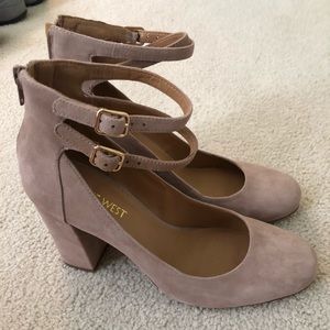 Nine West blush heel